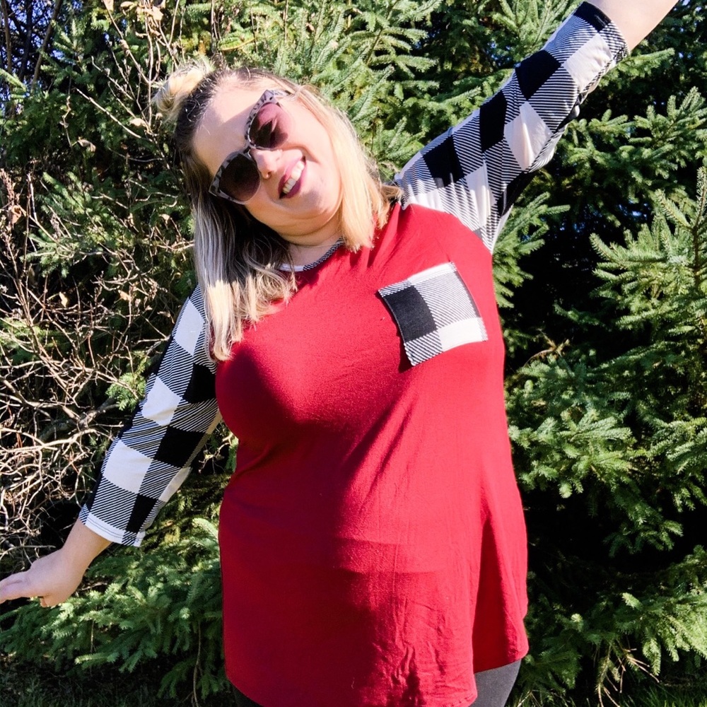 NWT Maroon & Black White Plaid Top & front pocket